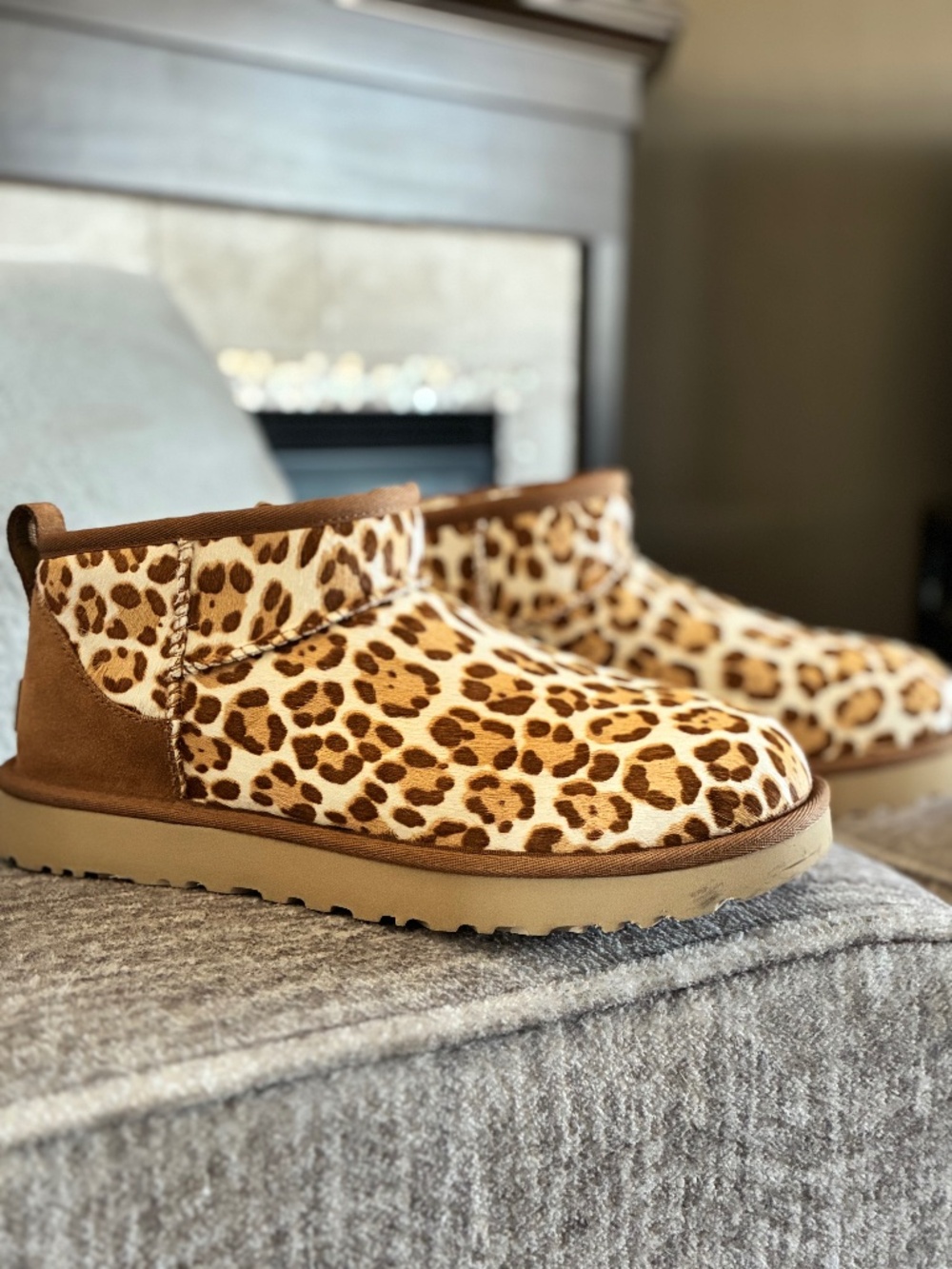 Ugg Classic Ultra Mini Plains Boots Leopard Size 10
